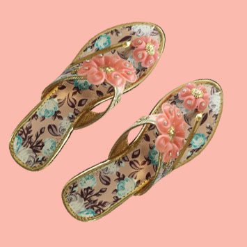 single flower sandal for woman